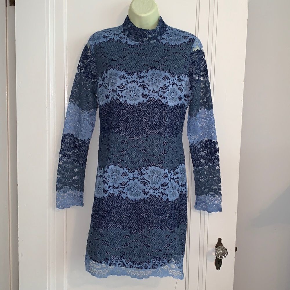 NWT Romeo & Juliet Couture blue lace dress